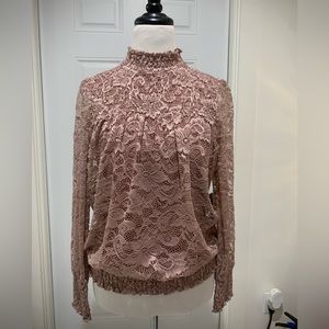 Women’s blouse pink lace Beautiful Sz M NWT
